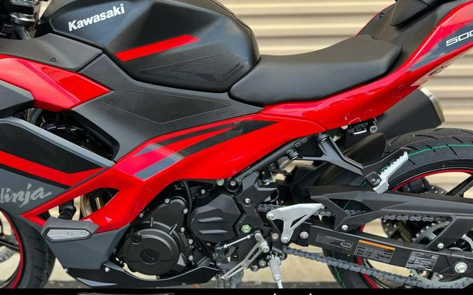 2024 Kawasaki Ninja® 500 ABS Passion Red/Metallic Flat Spark Black