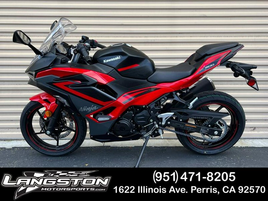 2024 Kawasaki Ninja® 500 ABS Passion Red/Metallic Flat Spark Black