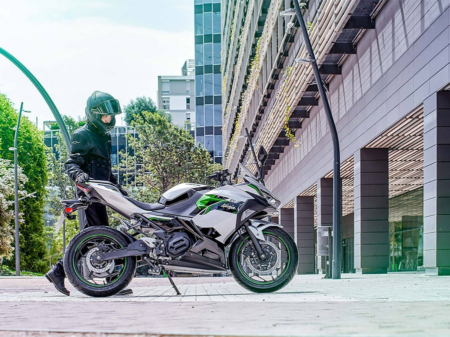 2024 Kawasaki Ninja e-1 ABS