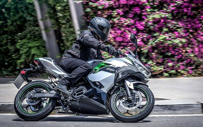 2024 Kawasaki Ninja e-1 ABS