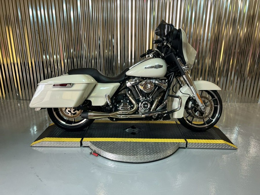 2022 Harley-Davidson FLHX - Street Glide