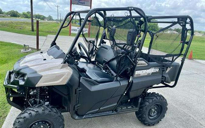 2024 Honda Pioneer 700-4