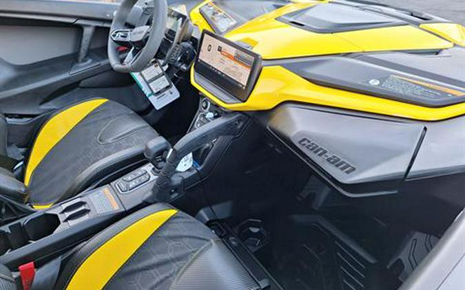 2024 Can-Am Maverick R X RS with Smart-Shox