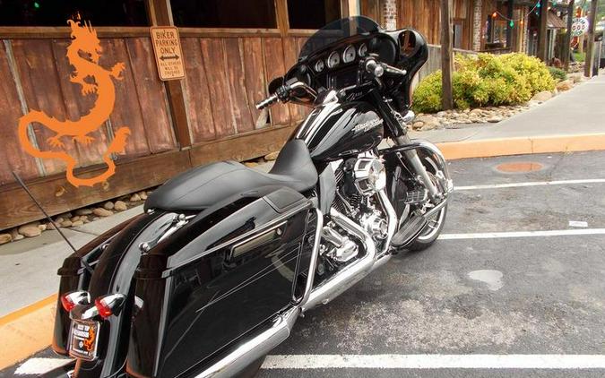 2015 Harley-Davidson® FLHXS - Street Glide® Special