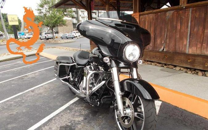 2015 Harley-Davidson® FLHXS - Street Glide® Special