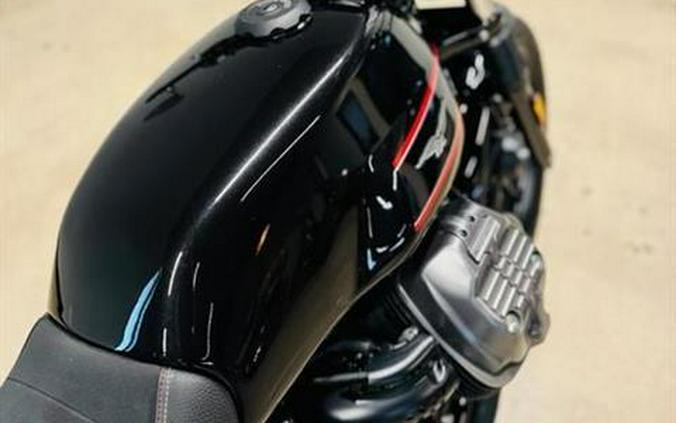 2023 Moto Guzzi V7 Special Edition