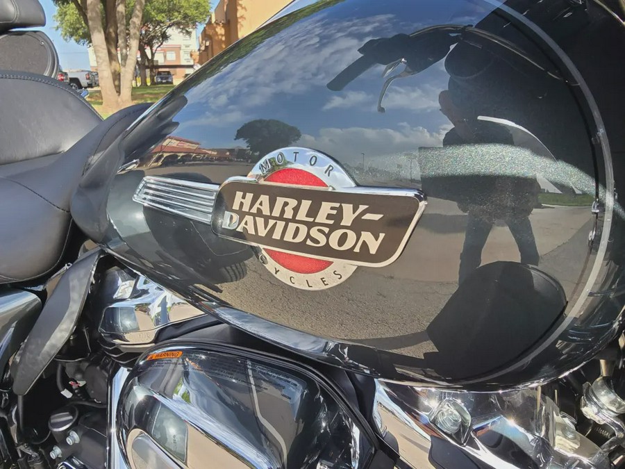 2025 Harley-Davidson® Tri Glide® Ultra