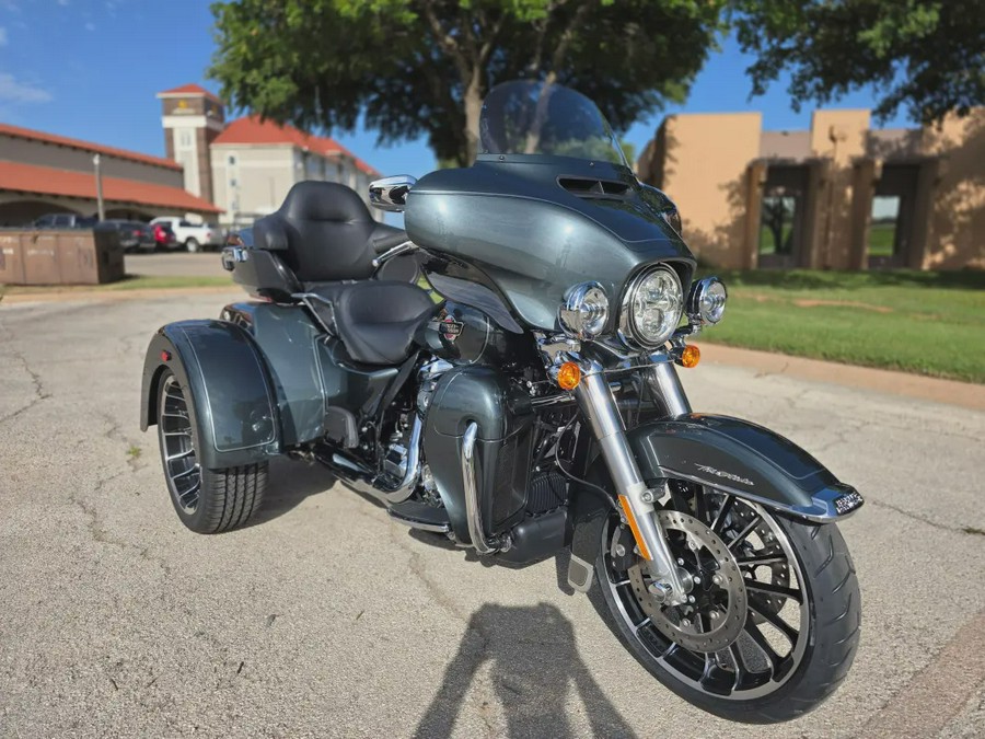 2025 Harley-Davidson® Tri Glide® Ultra