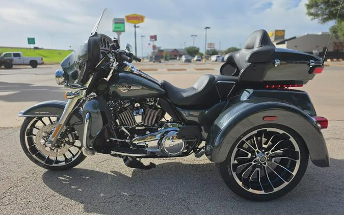 2025 Harley-Davidson® Tri Glide® Ultra