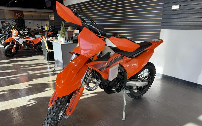 2025 KTM 125 XC