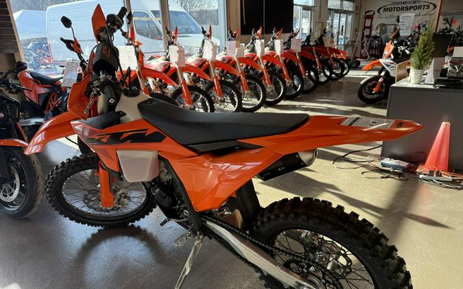2025 KTM 125 XC