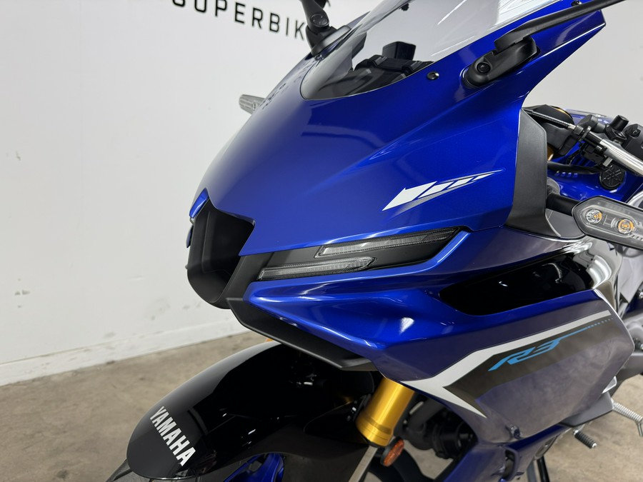 2025 Yamaha YZF-R3 Team Yamaha Blue - 002555