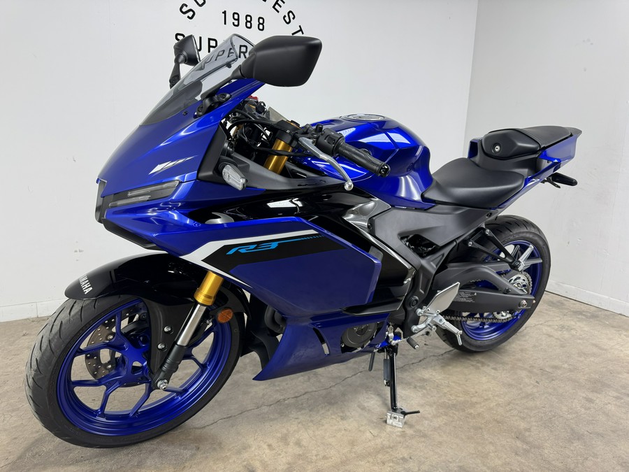 2025 Yamaha YZF-R3 Team Yamaha Blue - 002555