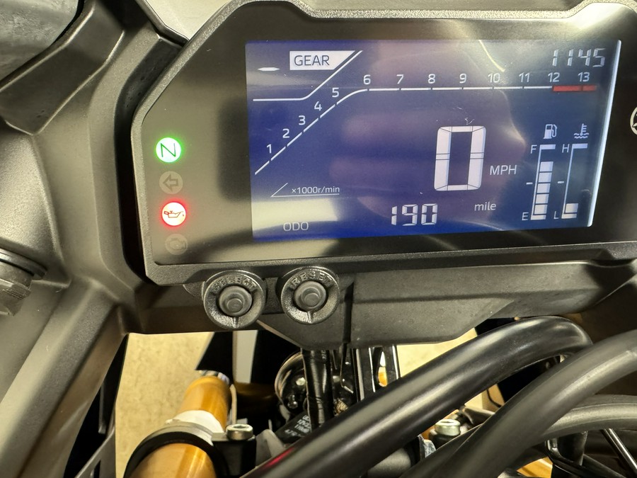 2025 Yamaha YZF-R3 Team Yamaha Blue - 002555