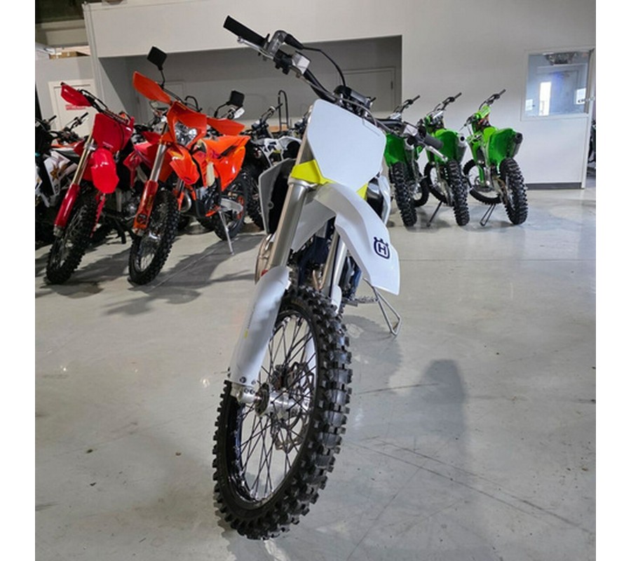 2025 Husqvarna Motorcycles TC 85 19/16