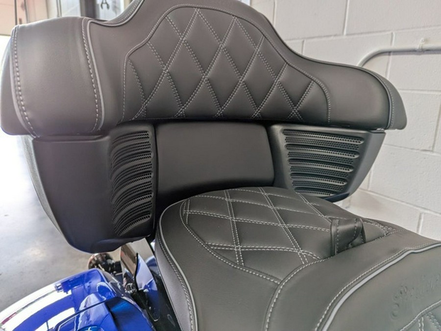 2026 Indian Pursuit Dark Horse 112 w/ PowerBand Audio Deep Blue Metallic with Black M