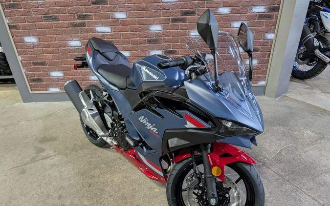 2026 Kawasaki Ninja® 500 SE ABS