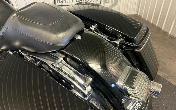 2014 Harley-Davidson ROAD KING