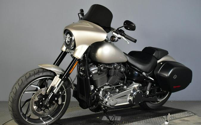 2018 Harley-Davidson Sport Glide Silver Fortune