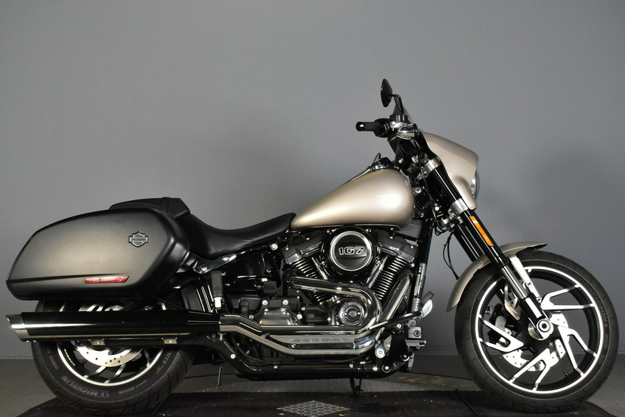 2018 Harley-Davidson Sport Glide Silver Fortune