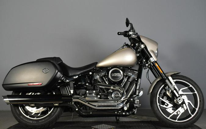 2018 Harley-Davidson Sport Glide Silver Fortune