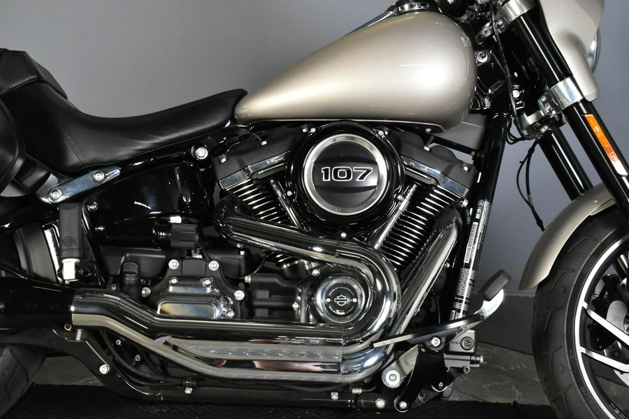 2018 Harley-Davidson Sport Glide Silver Fortune