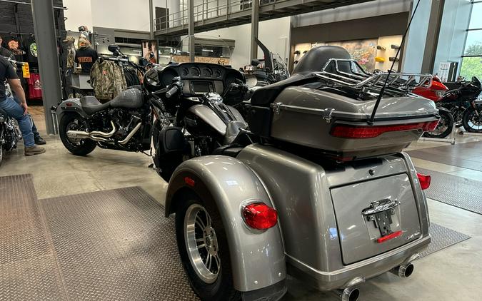 2016 Harley-Davidson TRI GLIDE ULTRA CLASSIC
