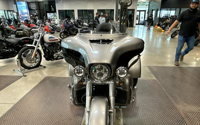 2016 Harley-Davidson TRI GLIDE ULTRA CLASSIC