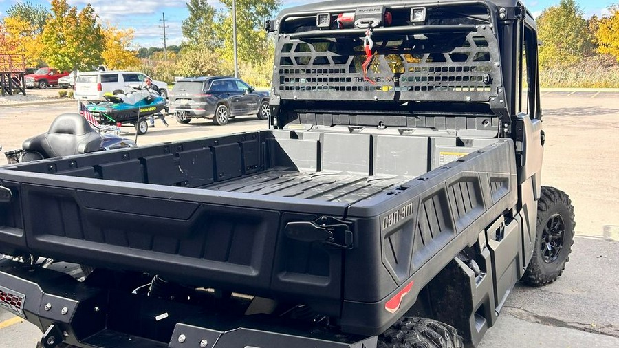 2026 Can-Am Defender PRO Limited HD10