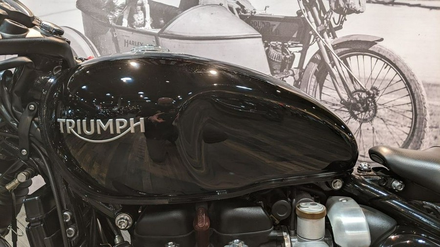 2018 Triumph Bonneville Bobber Base