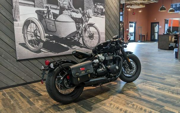 2018 Triumph Bonneville Bobber Base