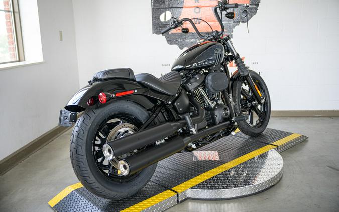 2024 Harley-Davidson Softail Street Bob 114 Cruiser FXBBS