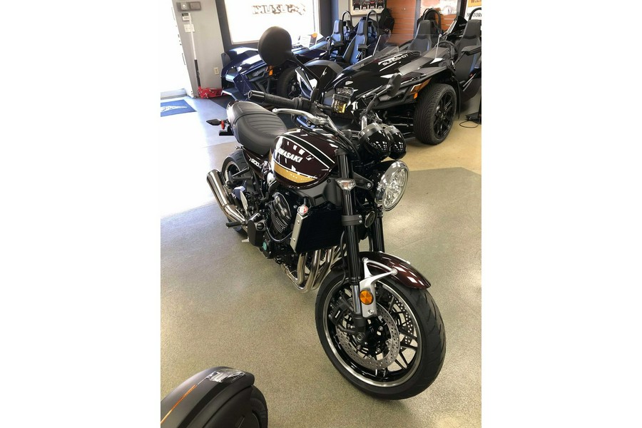 2025 Kawasaki Z900RS ABS