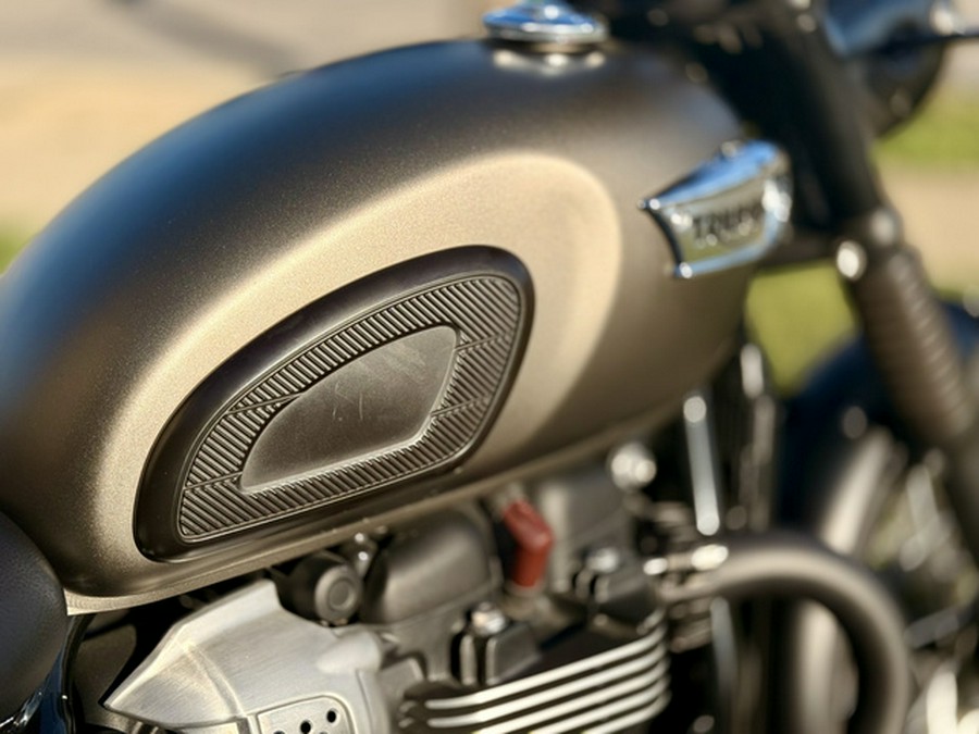 2020 Triumph Bonneville T100 Black