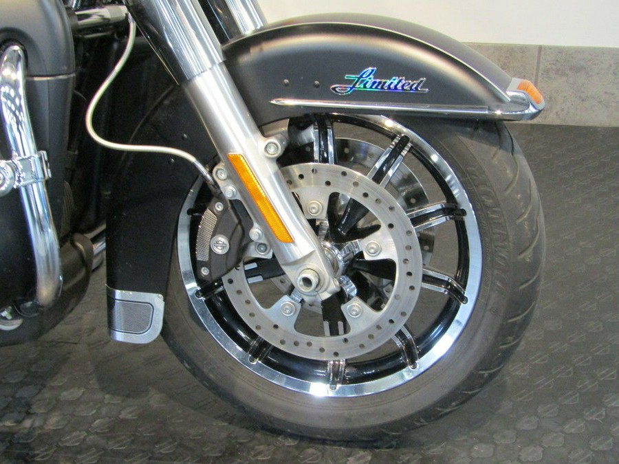 2017 Harley-Davidson® FLHTK - Ultra Limited