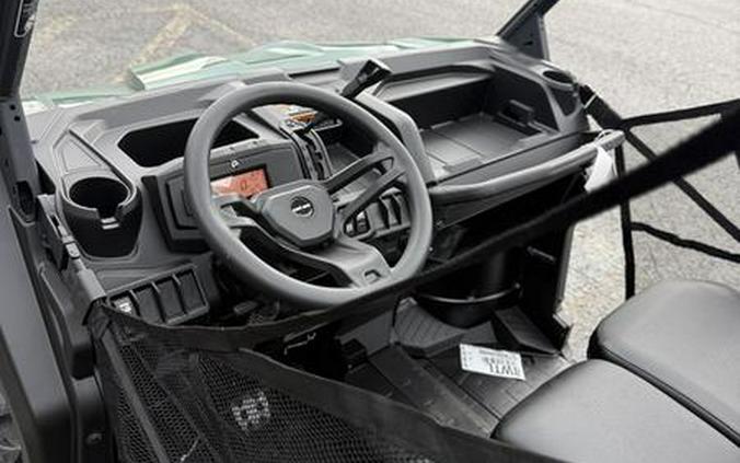 2026 Can-Am® Defender DPS HD7 Compass Green