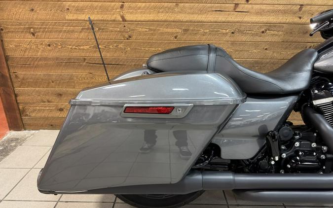 2021 Harley-Davidson® Street Glide® Special Gauntlet Gray Metallic - Black Finish FLHXS