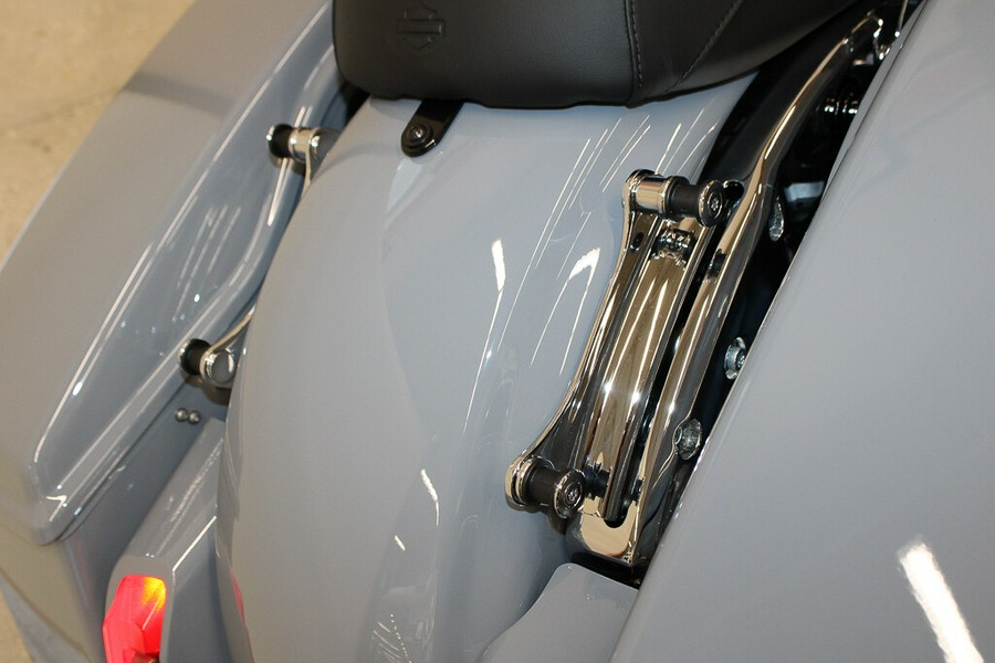 2026 Harley-Davidson Street Glide Grand American Touring FLHX