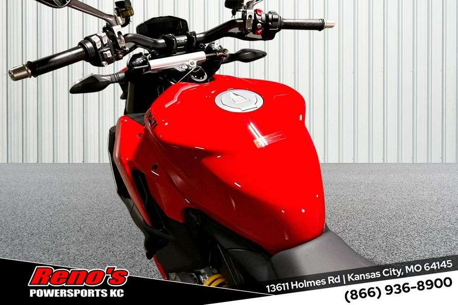 2024 Ducati Streetfighter V2