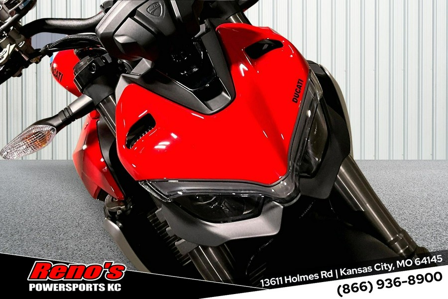 2024 Ducati Streetfighter V2