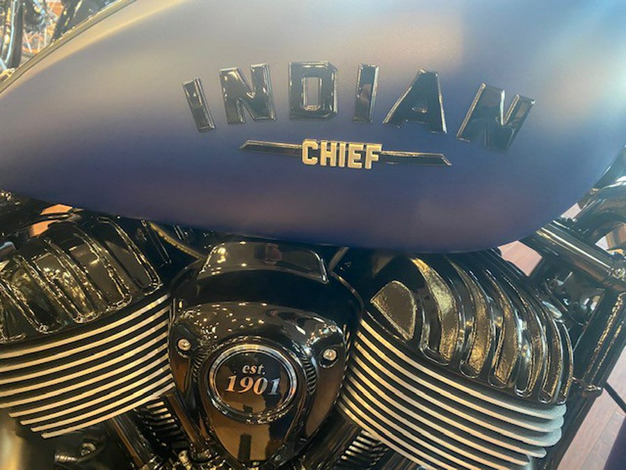 2024 Indian Motorcycle CHIEF DARK HORSE