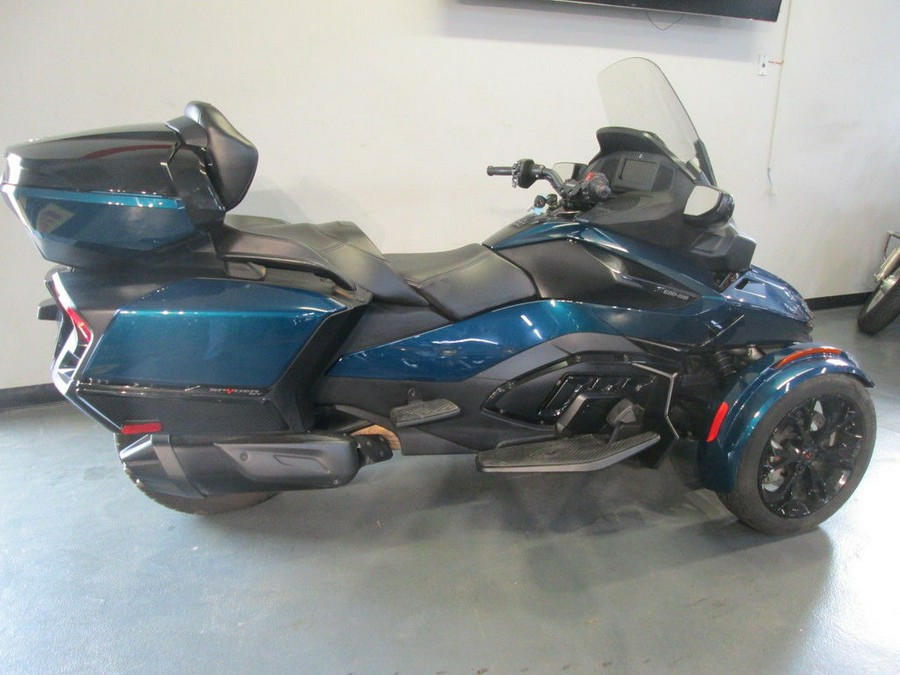 2021 Can-Am® Spyder® RT Limited Dark