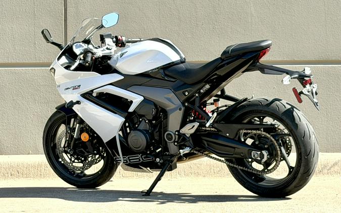 2025 Triumph Daytona 660