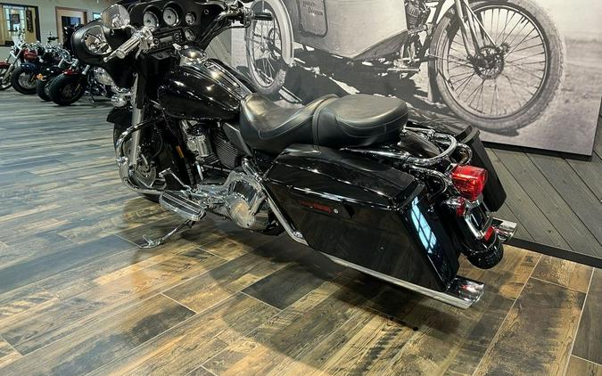 2006 Harley-Davidson Street Glide™ Base