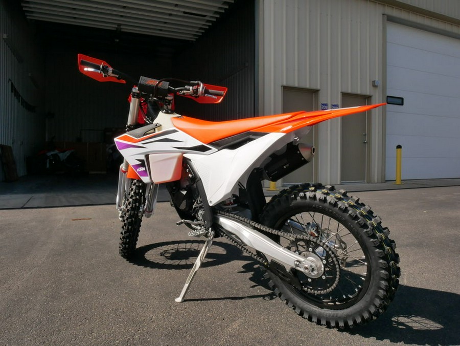 2024 KTM XC 125