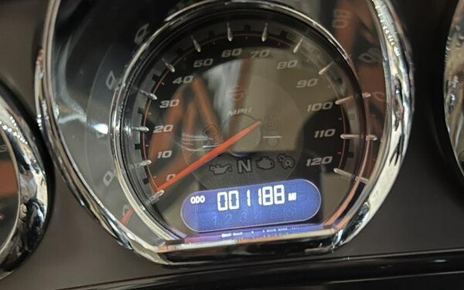 FLHXSE 2020 CVO™ Street Glide®