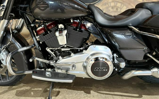 FLHXSE 2020 CVO™ Street Glide®