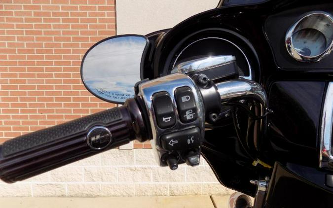 2017 Harley-Davidson STREET GLIDE SPECIAL