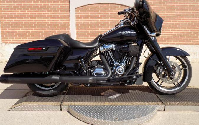 2017 Harley-Davidson STREET GLIDE SPECIAL