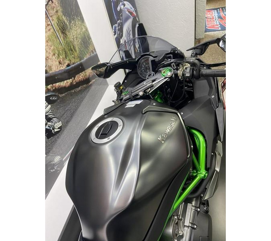 2024 Kawasaki Ninja® H2® Carbon ABS